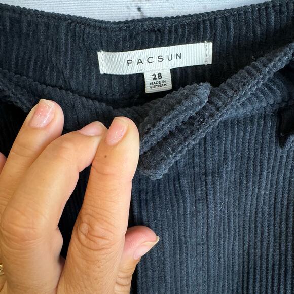 PacSun Mini‎ Skirt Corduroy Butterflies Size Small/28 - Picture 5 of 7